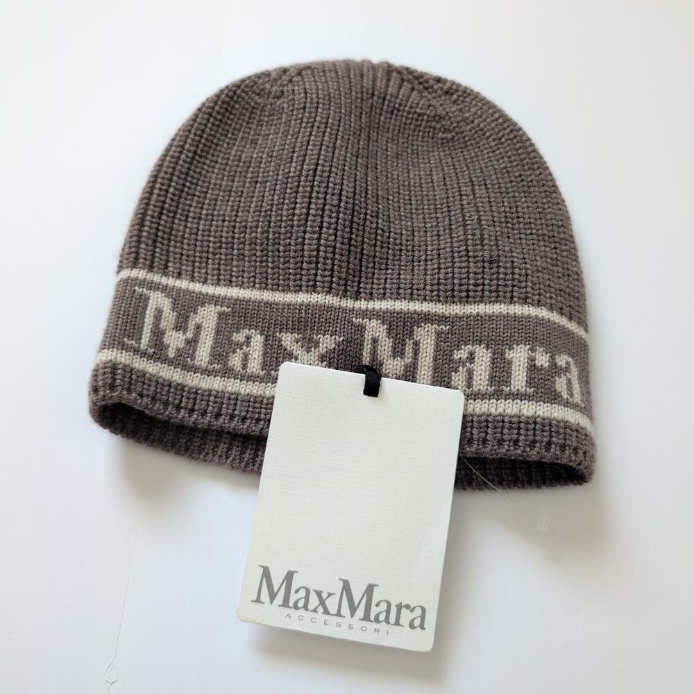 NWT Max Mara Women's 100% Wool Knit Cat Beanie Hat - Made in Italy Brown Neutral